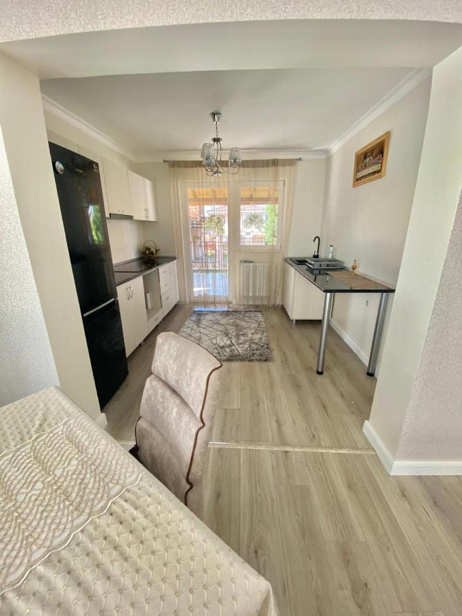Anca'S Home Oradea Zewnętrze zdjęcie