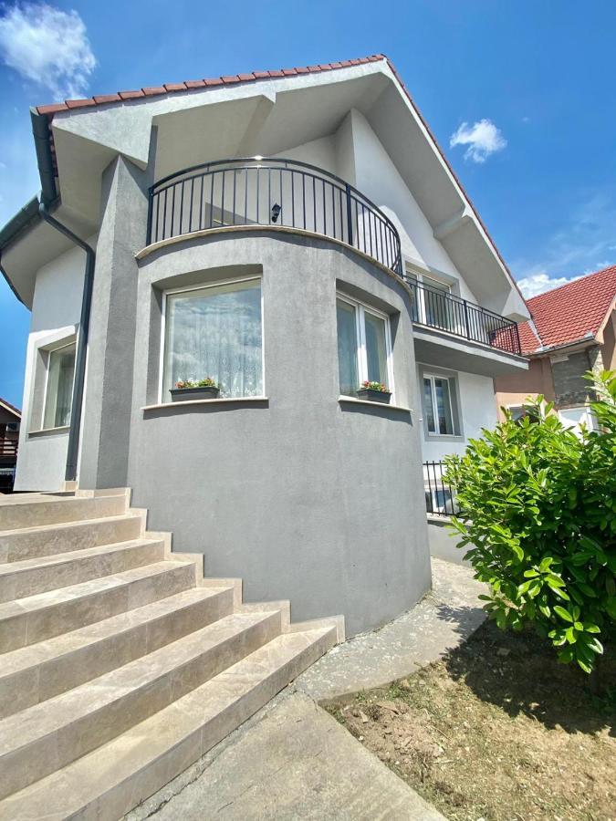 Anca'S Home Oradea Zewnętrze zdjęcie